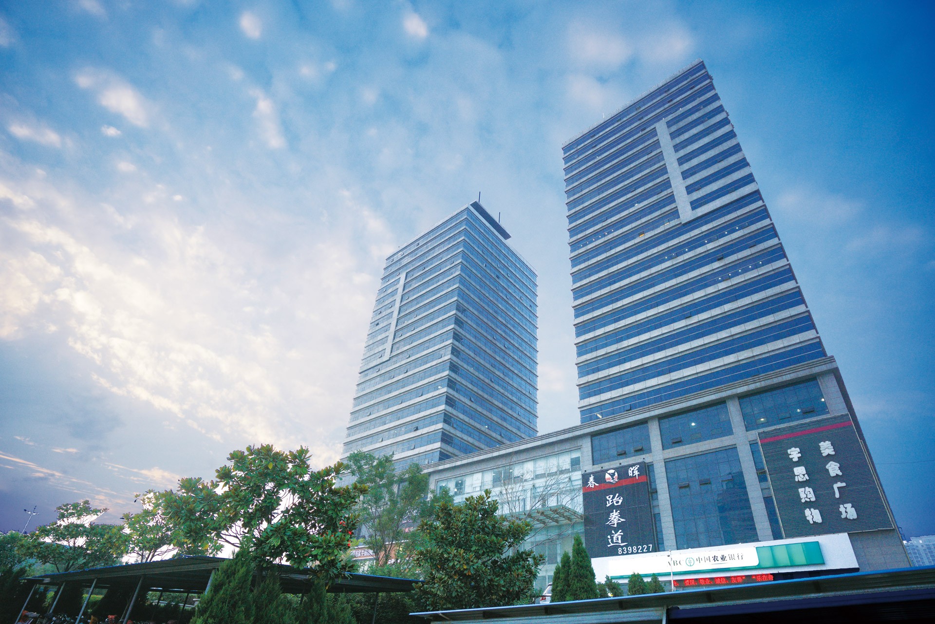 1515381999784403.jpg 1515568811388499.jpg